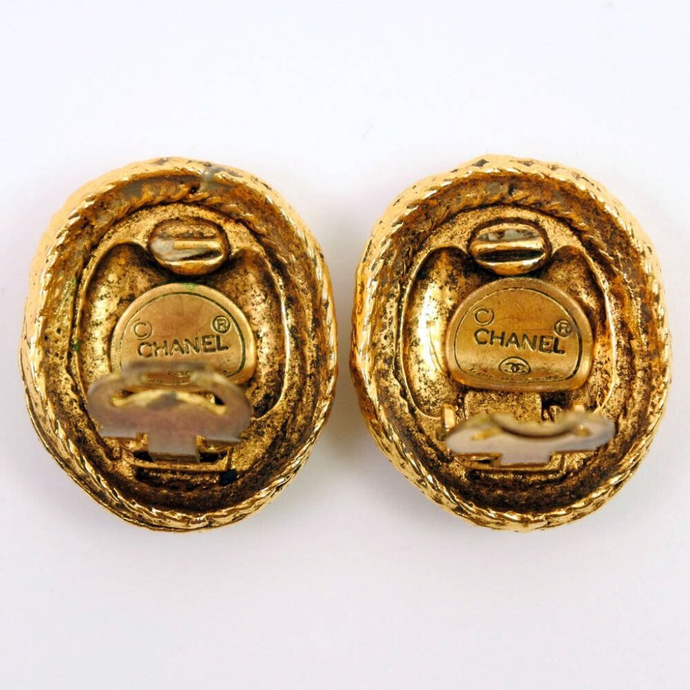 CHANEL COCO Mark vintage Earring Plated Gold Women - Picture 3 of 7